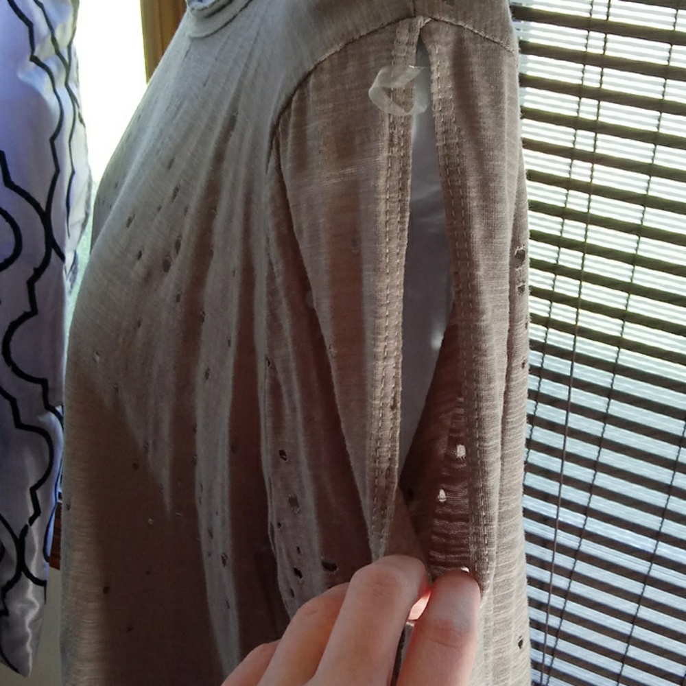 Holy tee - Picture 2 of 3
